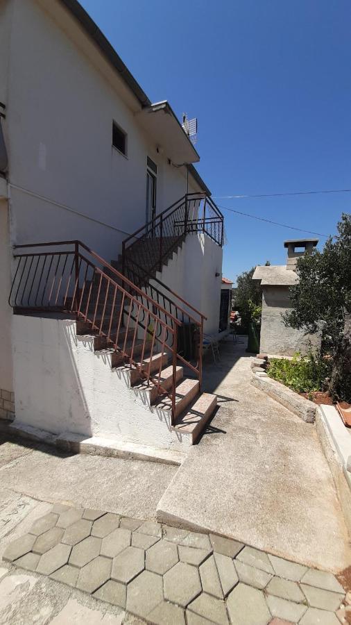 Apartmani Vukovic Kaprije Kültér fotó